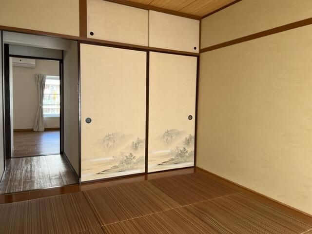 座間市相模が丘４丁目の賃貸マンションの収納