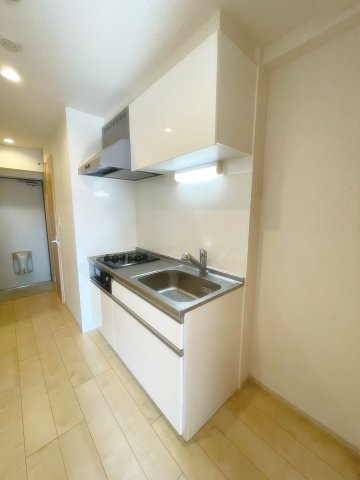 宝塚市安倉南１丁目の賃貸マンションのキッチン|コンパクトなキッチンで掃除もラクラク