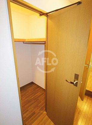 コンフォート谷町の収納|コンフォート谷町　ウォークインクロゼット