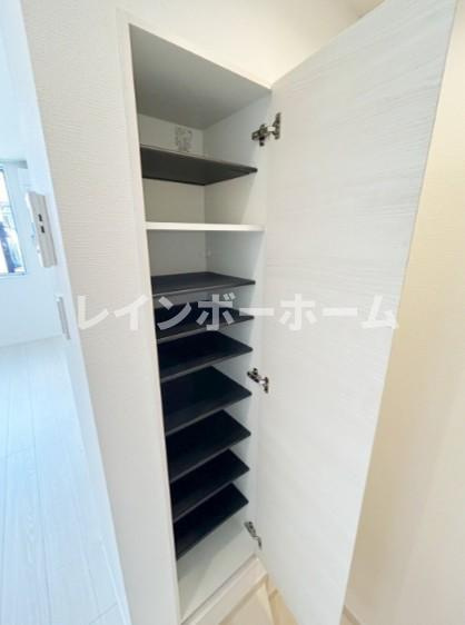 カインドネス西瑞江の玄関|※建築中のため同施工参考写真となります。