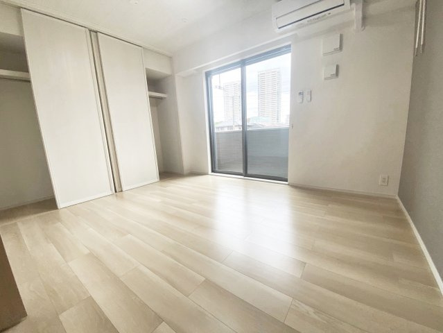 エクラ宝塚の洋室|きれいな洋室です
