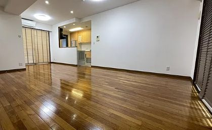 コニファーハウス