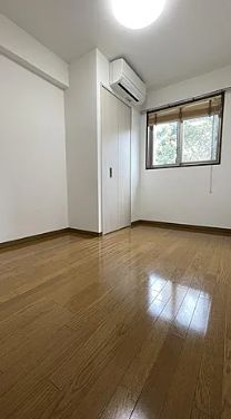 コニファーハウス