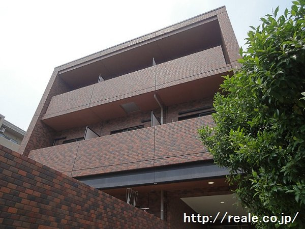 三鷹市新川６丁目の賃貸マンション