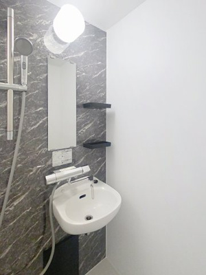 【浴室】 | メゾンヨネダ | 同物件、別のお部屋の写真です。　※101はシャワー室になります。