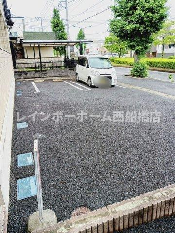 プルメリアの駐車場