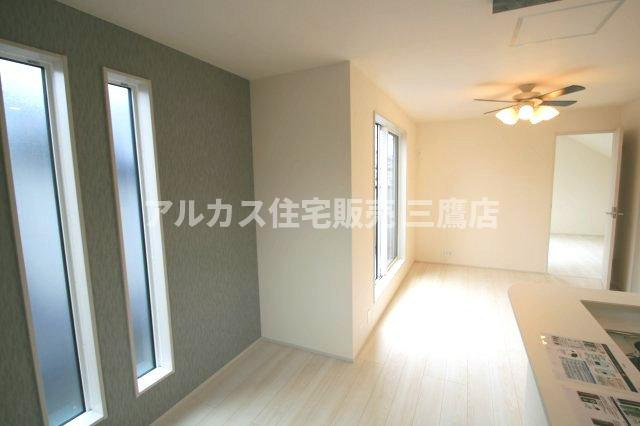 西東京市向台町1丁目 新築戸建て 西武新宿線 田無駅の居間・リビング