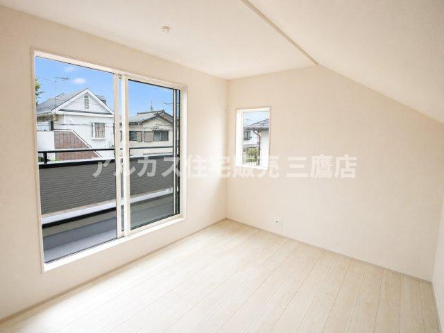 西東京市向台町1丁目 新築戸建て 西武新宿線 田無駅の洋室