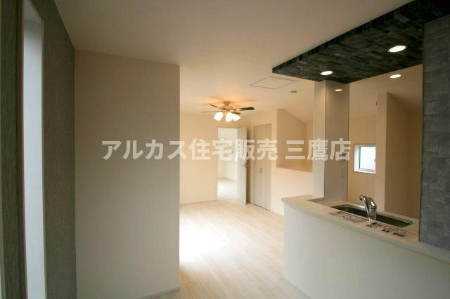 西東京市向台町1丁目 新築戸建て 西武新宿線 田無駅の居間・リビング