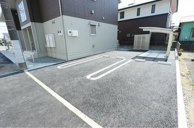 【駐車場】 | スプリーム西湘(アメニティーオダワラシサカワアパート) | 駐車スペースです