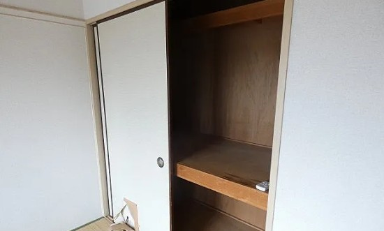 相模原市中央区相模原８丁目の賃貸マンションの収納