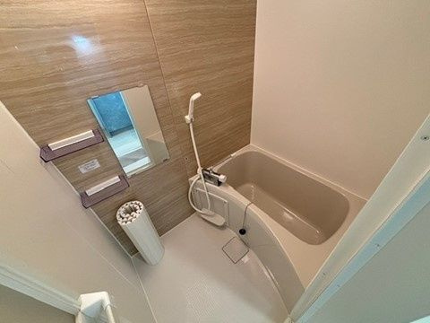 小平市小川西町３丁目のアパートの浴室
