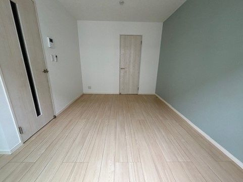 小平市小川西町３丁目のアパートの寝室