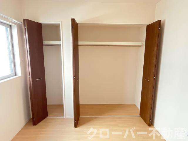 グランリヴィエールⅢの収納|クローゼット