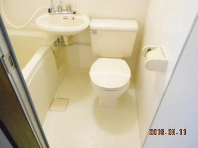 【トイレ】 | キャスルＴ・Ｗ | 落ち着いた色調のトイレです