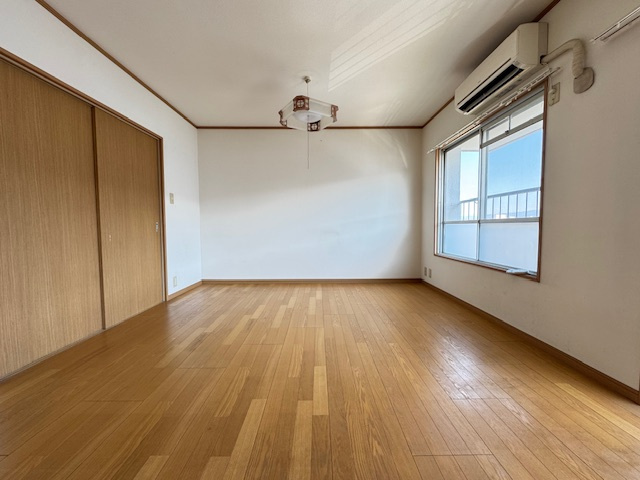 泉北桃山台第二団地36号棟の居間・リビング|同物件別部屋イメージ写真