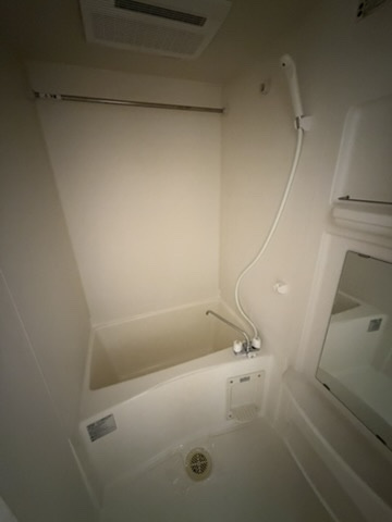 プレサンス泉セントマークの浴室