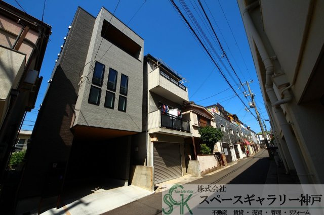 清水が丘築浅戸建