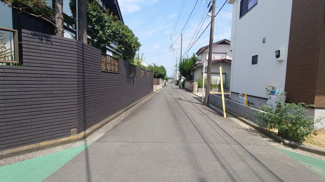 【前面道路含む現地写真】