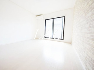【居間・リビング】 | エクレール橋本 | 洋室のお部屋です。