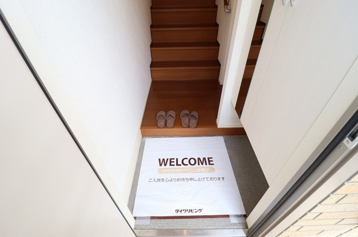 イーストパーク八ヶ崎の玄関