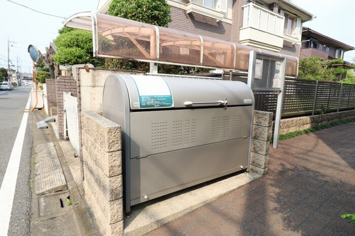 イーストパーク八ヶ崎