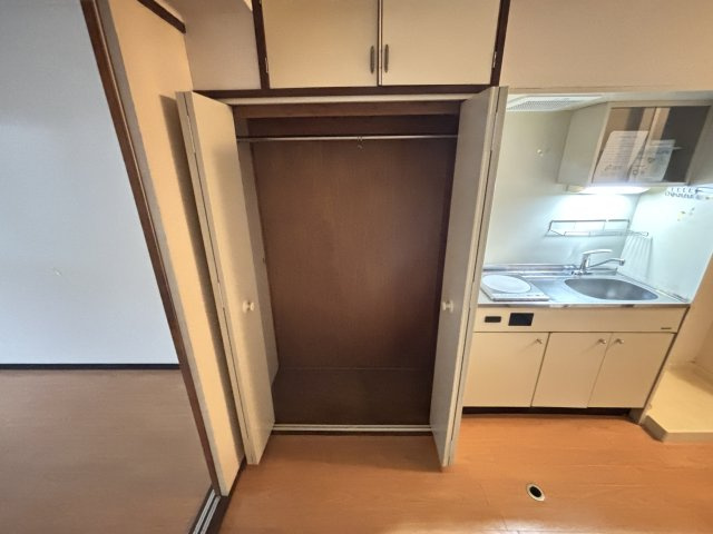 メゾンリベルテの玄関