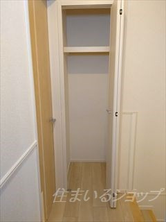 ガーデンハウス　スミレ　Ａ棟の収納