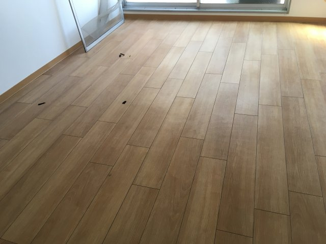 洋室８帖は広々としています♪