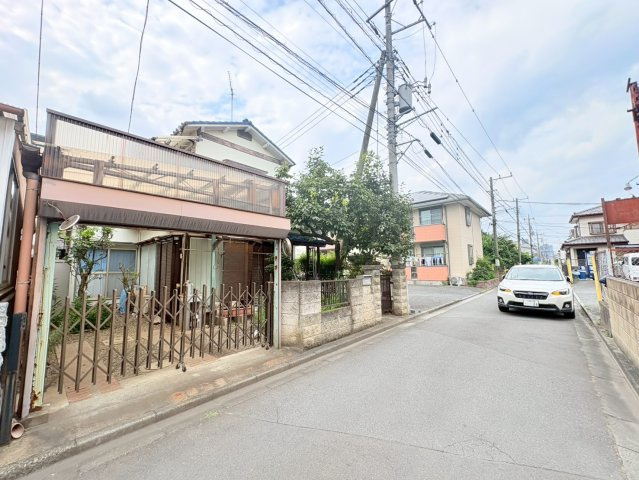 川越市旭町3丁目　建築条件なし売地　東武東上線『川越駅』徒歩22分　【大塚小学区】の前面道路含む現地写真