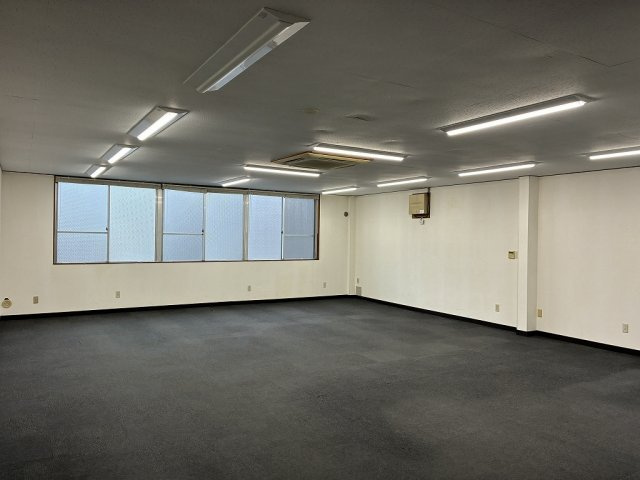 鳥神町８８倉庫付事務所のその他