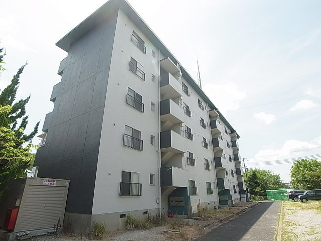 ドミールサニー緑町の外観|外壁もやり替え綺麗に生まれ変わりました
