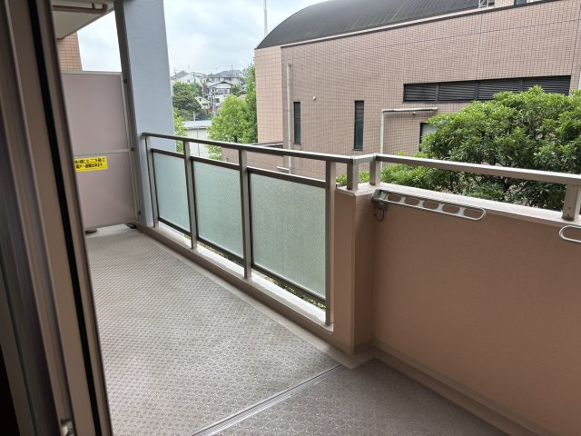 【バルコニー】