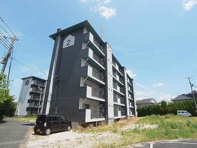 ドミールサニー緑町の外観|外壁もやり替え綺麗に生まれ変わりました