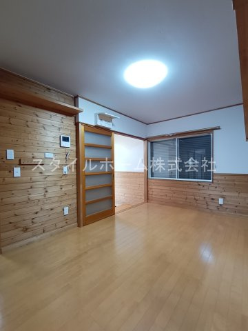 【居間・リビング】 | 一色町戸建