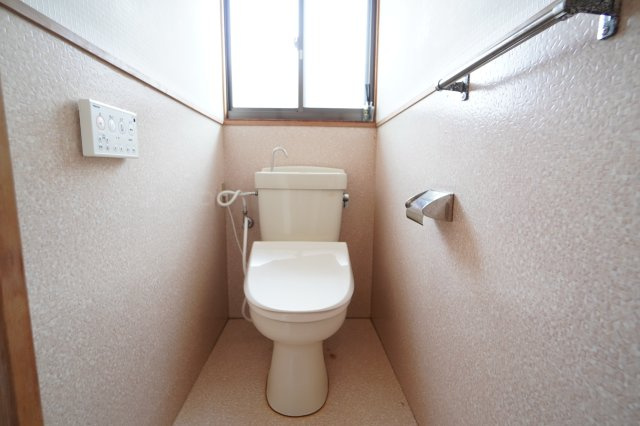 多度津町戸建てのトイレ