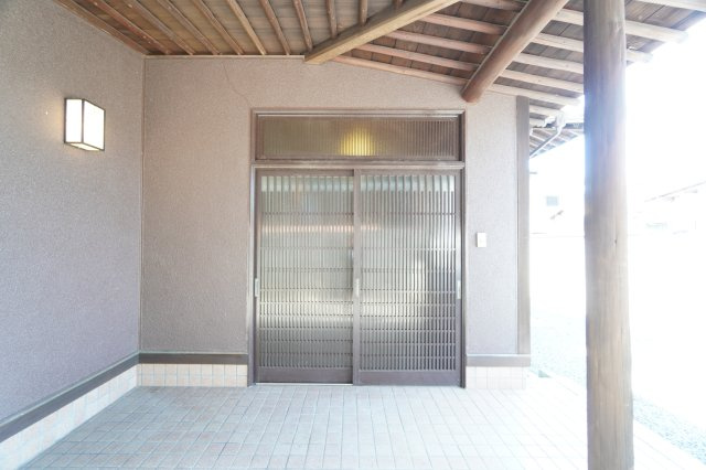 多度津町戸建てのエントランス