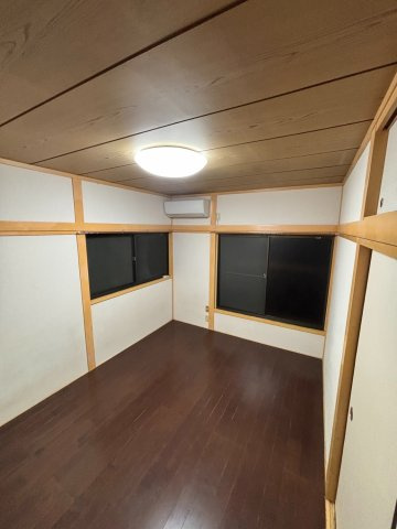 2面採光なので明るく風通しのいいお部屋です♪