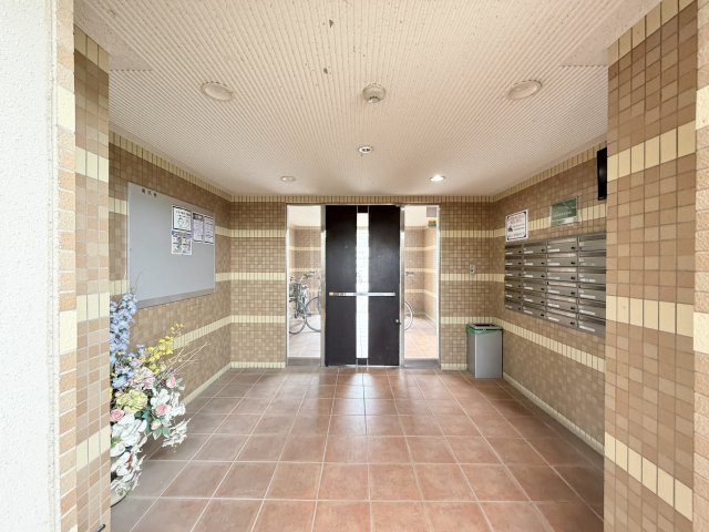 リアンジェ園田のエントランス