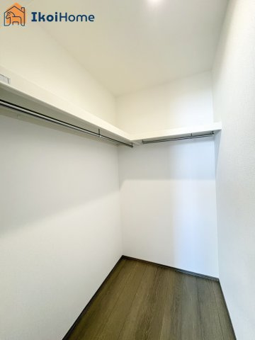 明石市大久保町西島　B号棟　新築戸建の収納|【ホームページに現地動画掲載中】●年中無休：当日予約可●便利なウォークインクローゼットも完備！