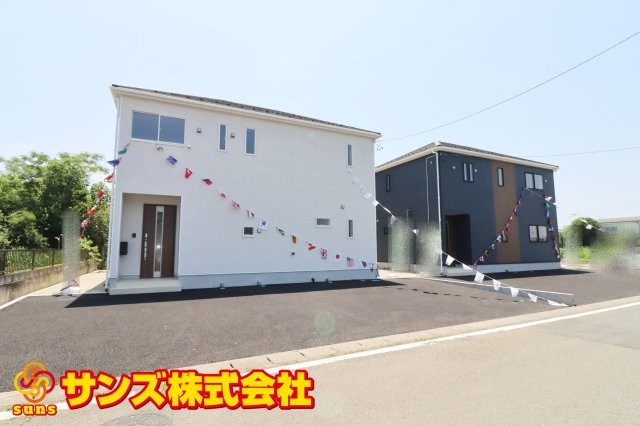 矢吹町小松第７　　　１号棟　　　善郷小学校、矢吹中学区の外観|北東側から見た区画全体♪