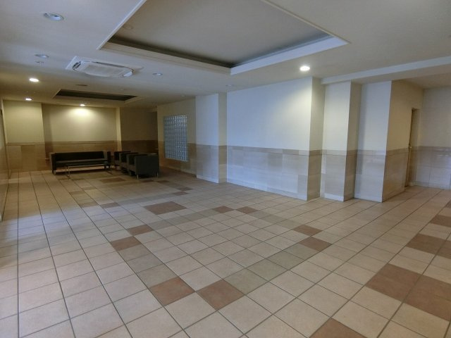 【エントランス】 | レジデンス八王子明神町