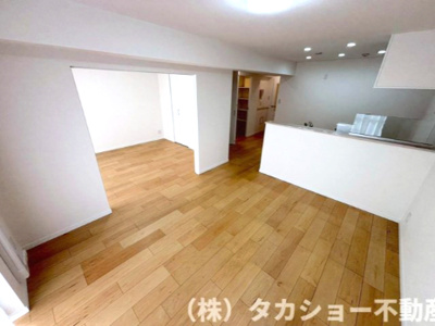 【居間・リビング】 | 千葉ガーデンタウン C号棟