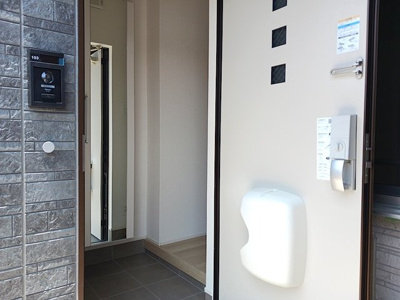 【玄関】 | バリーフィールド　Ａ | シューズボックスあり