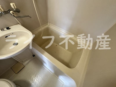 ロイヤル大今里の浴室|お風呂で日々の疲れを落としましょう