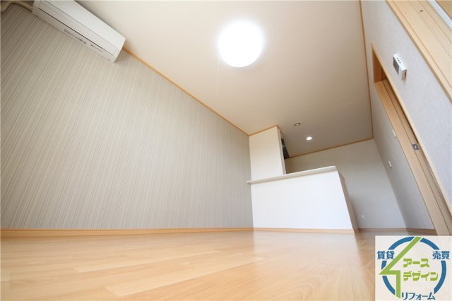 メゾン雅の居間・リビング|※類似部屋