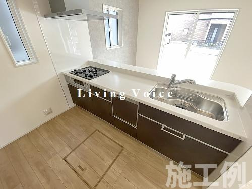 【居間・リビング】 | 【仲介手数料０円】茅ヶ崎市東海岸南6丁目　新築一戸建て　全3棟 | 茅ヶ崎市東海岸南6丁目　新築一戸建て　全3棟