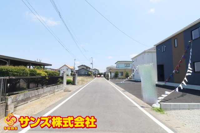 矢吹町小松第７　　　２号棟　　　善郷小学校、矢吹中学区の外観|北側前面道路