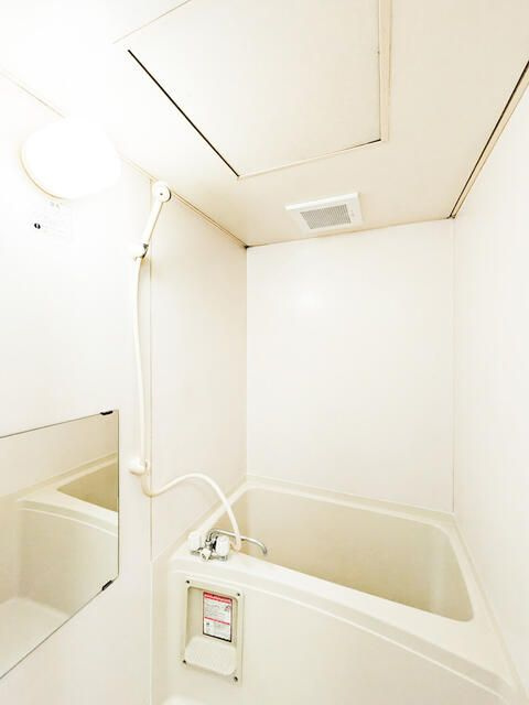 三橋の浴室