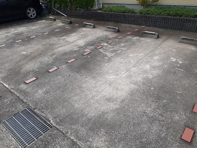 ローズデールの駐車場|駐車場があるので、車を買う予定の方も安心です